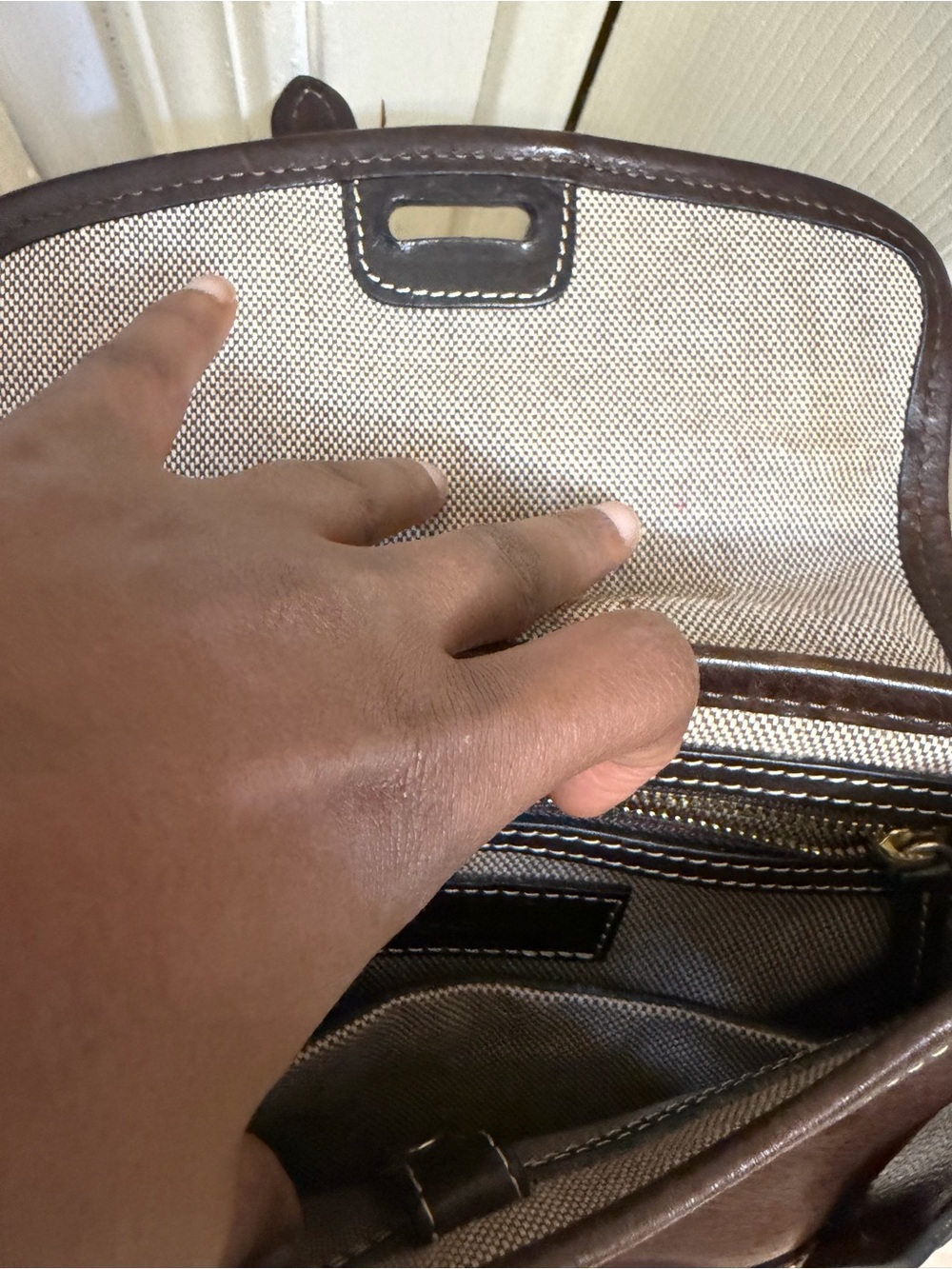 Dooney & Bourke Dark Brown Leather Messenger Crossbody - Picture 2 of 5